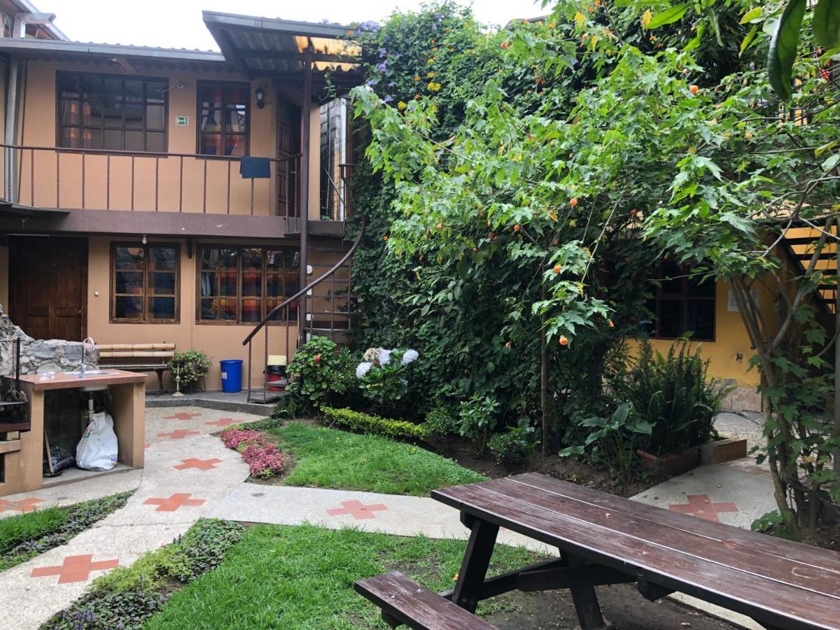 Arupo Bed And Breakfast كويتو المظهر الخارجي الصورة