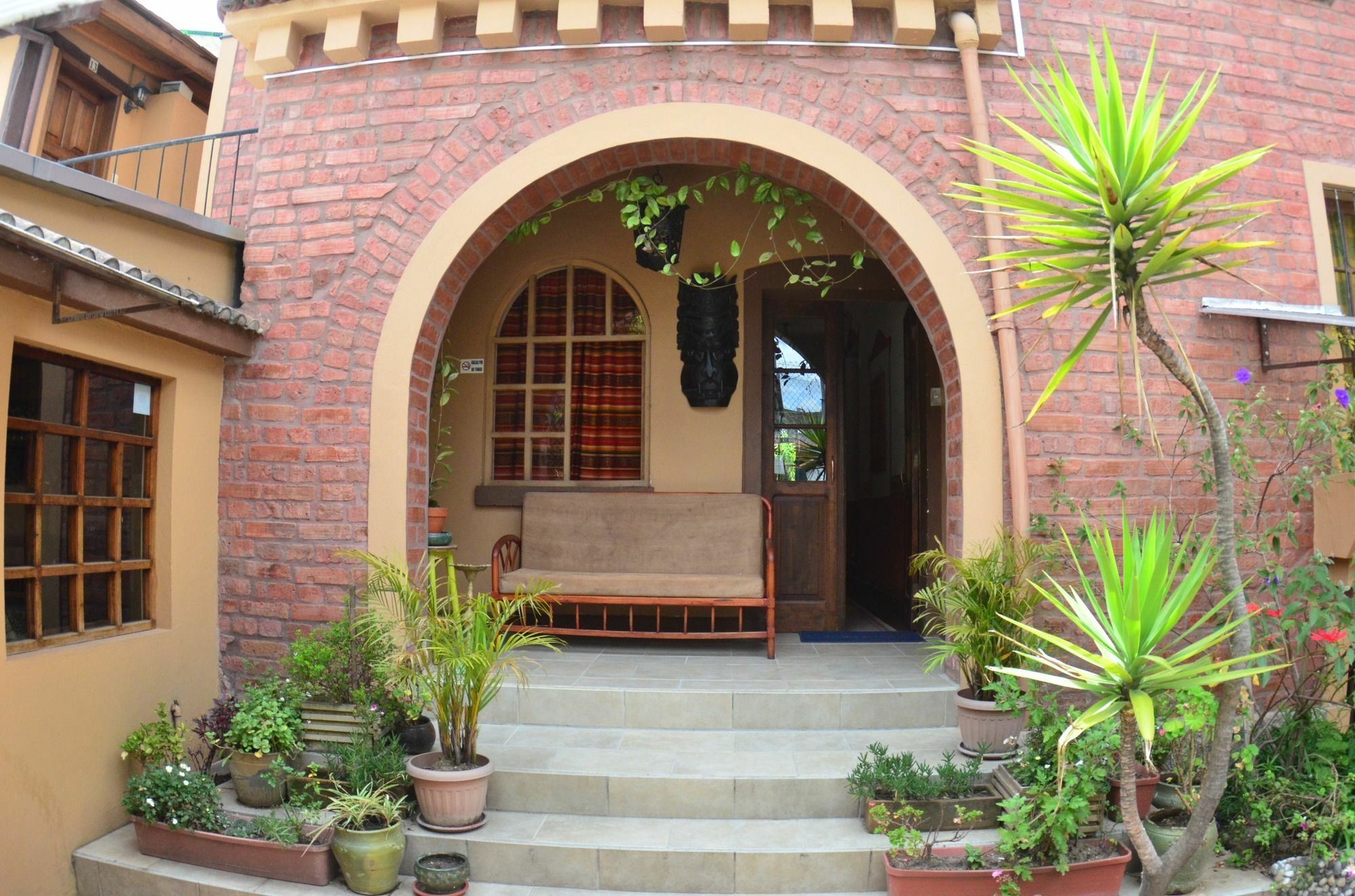 Arupo Bed And Breakfast كويتو المظهر الخارجي الصورة